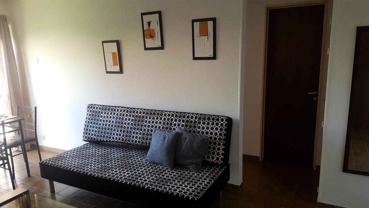 Apartamento Luminoso Departamento En Cañada Y A Pasos De Todo!